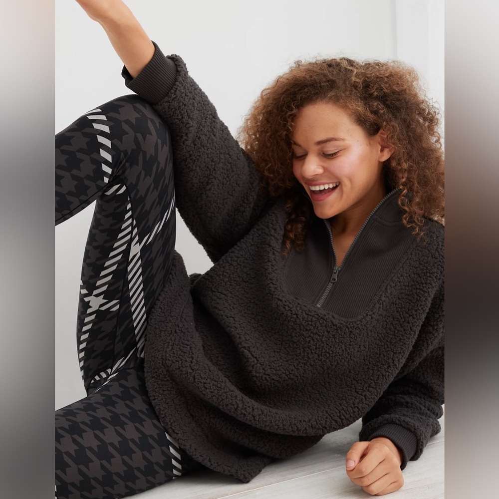 Aerie Dream Sherpa Quarter Zip Sweatshirt